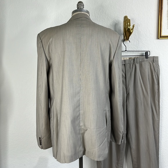 Brioni Striped Barneys New York Virgin Wool 2 Pc 2 Button Summer Suit - Picture 5 of 14